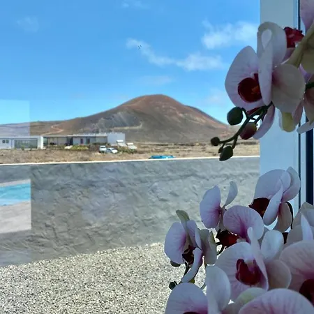 Вилла Mx Volcan Лахарес