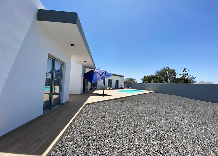 Mx Volcan Vila Lajares