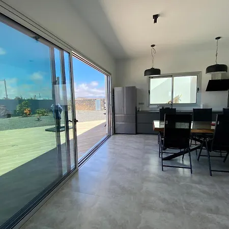 Mx Volcan ヴィラ ラハレス